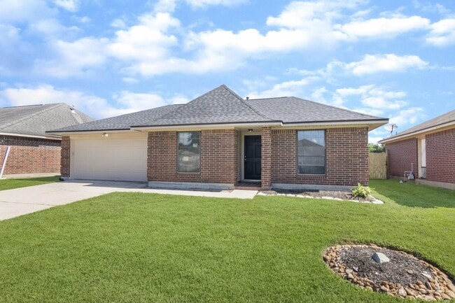 Building Photo - 6219 Ray Dr