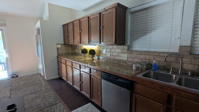 Foto del edificio - 2204 Forest Trail