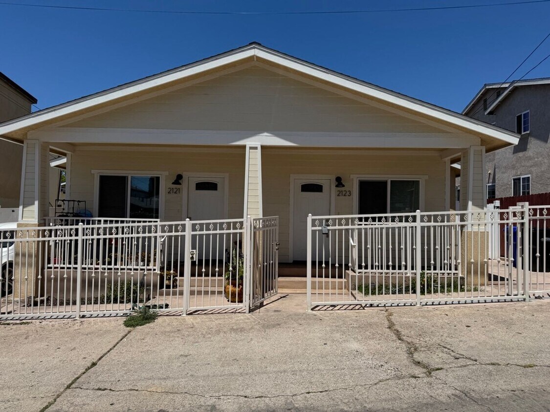 Foto principal - 2121 Ocean View Blvd