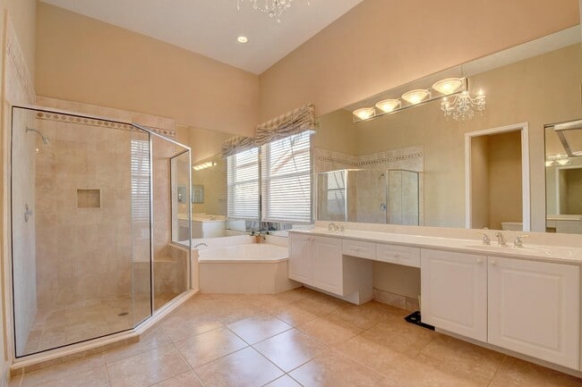 Building Photo - 18700 Ocean Mist Dr