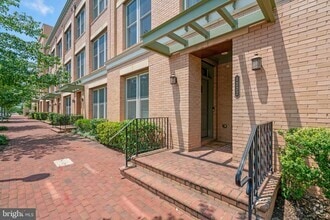 Building Photo - 1222 Main Line Blvd