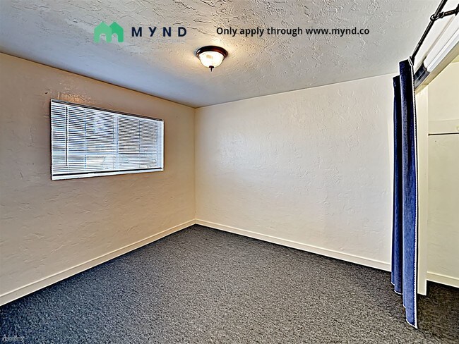 Foto del edificio - 1 br, 1 bath  - 1528 W Irving St Apt 2 Apt 2