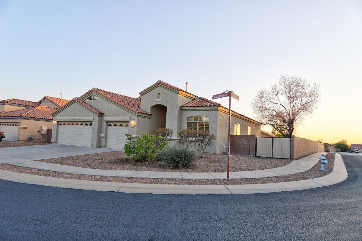 12941 N Bass Canyon Dr, Marana, AZ 85658 House Rental in Marana, AZ