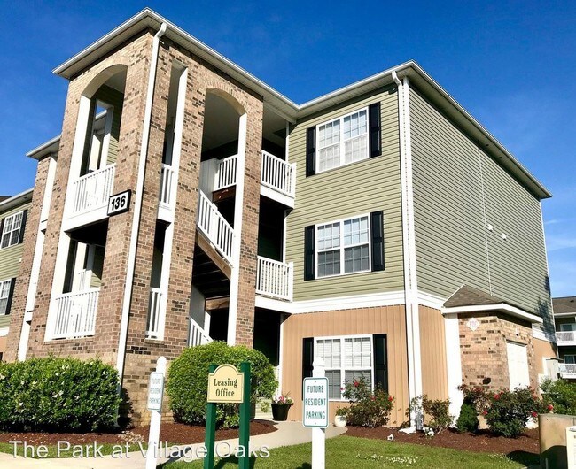 Building Photo - 132 Parsley Lane  308