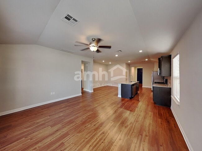 Building Photo - 8110 Cottage Rose Dr