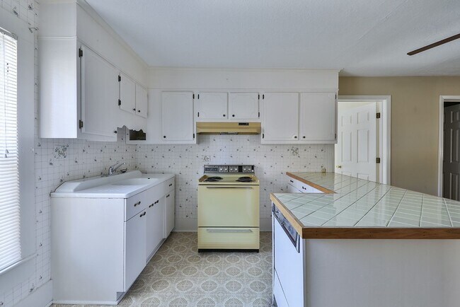 Foto del edificio - 1 Bed 1 Bath Home in Martin, TN!