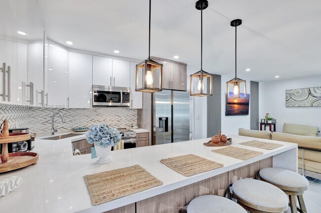 Foto del edificio - 1001 SW 19th St