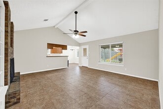 Building Photo - 501 S Travis