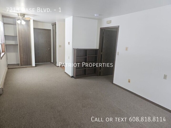 Foto del edificio - 1 bedroom/ 1 bath apartment in Sun Prairie...
