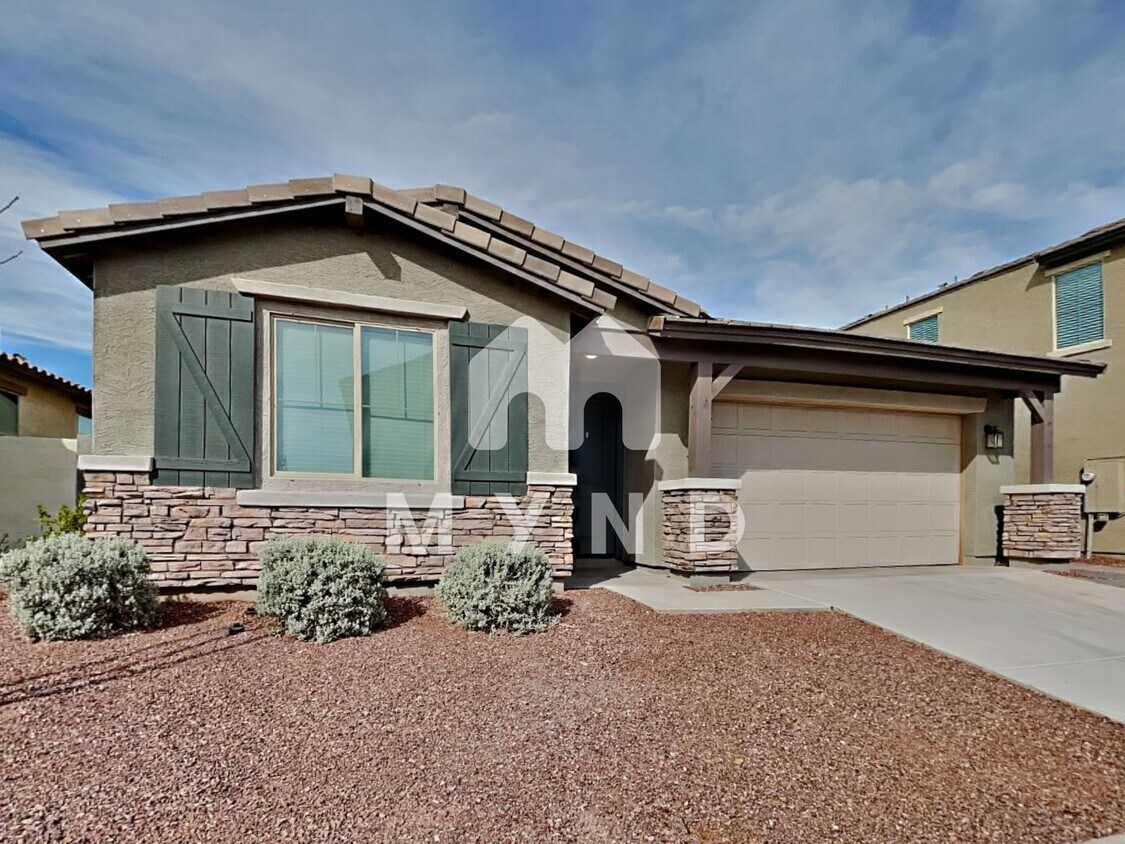 Foto principal - 15168 W Sherman St