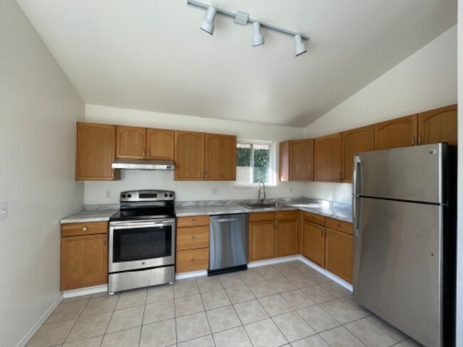 Building Photo - 17810 60th Ave W