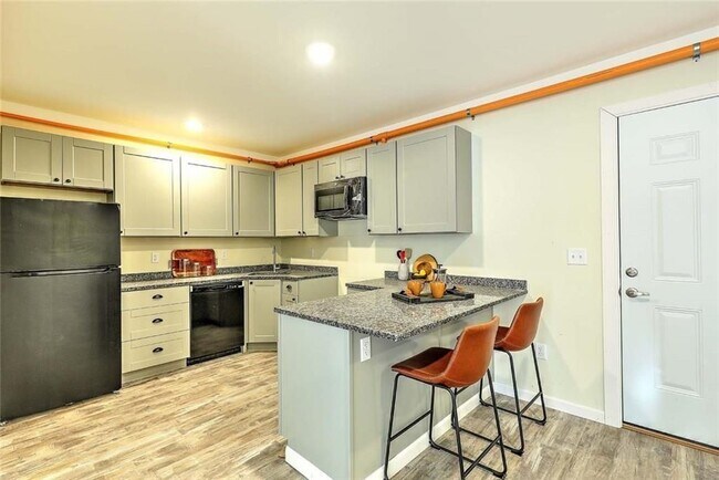 Foto del edificio - 327 Pine St