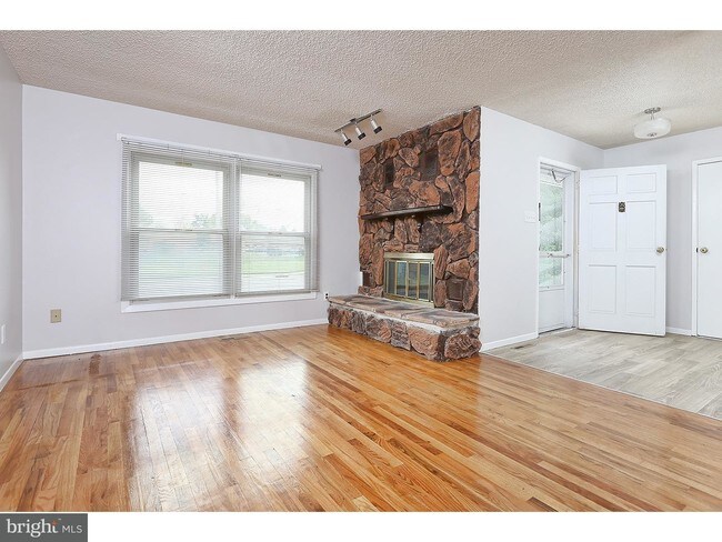 Building Photo - 111 Swedesboro Rd