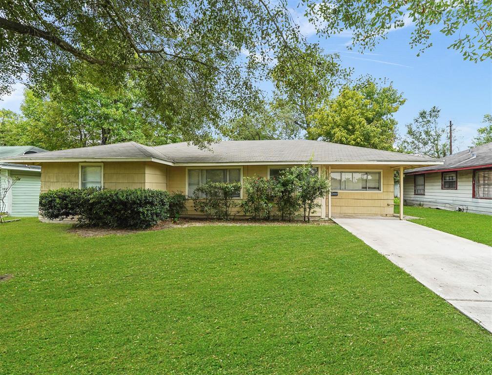 8018 Sharondale Dr, Houston, TX 77033 House Rental in Houston, TX