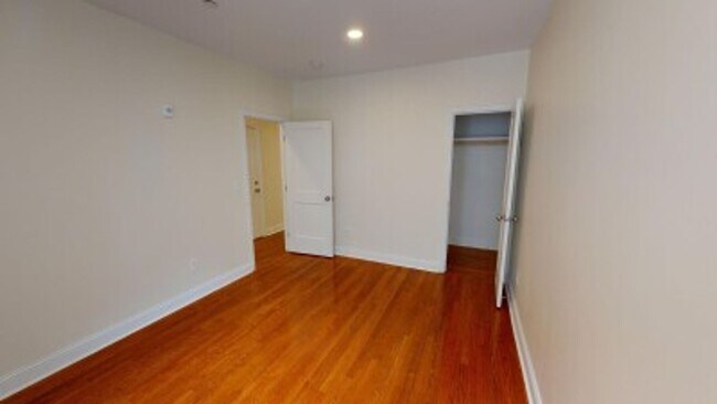 Building Photo - Brighton 1 bedroom apartment - Available now