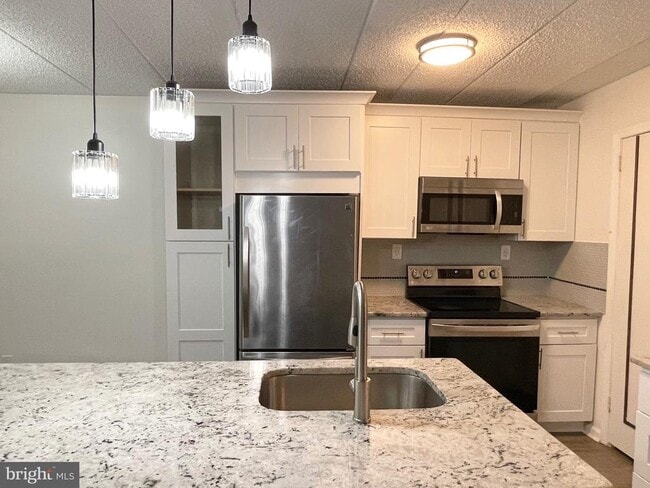 Building Photo - 50 Le Forge Ct