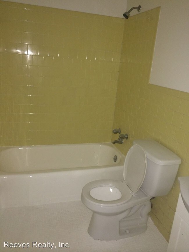 Building Photo - 3 br, 1 bath House - 1454 Cambridge Ct