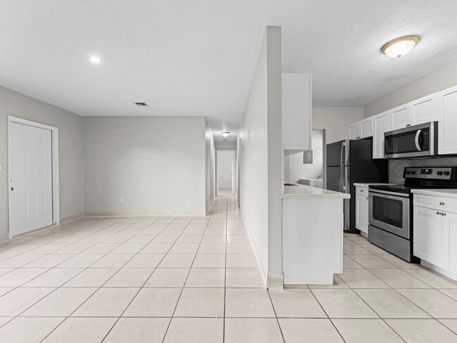 Foto del edificio - 21200 NE 12th Ct