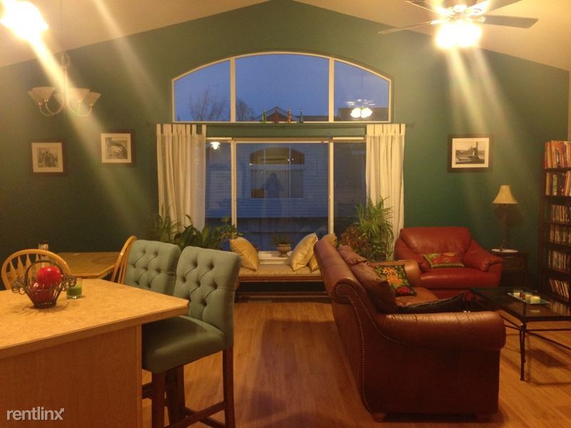Foto principal - 1120 E 112th Ave