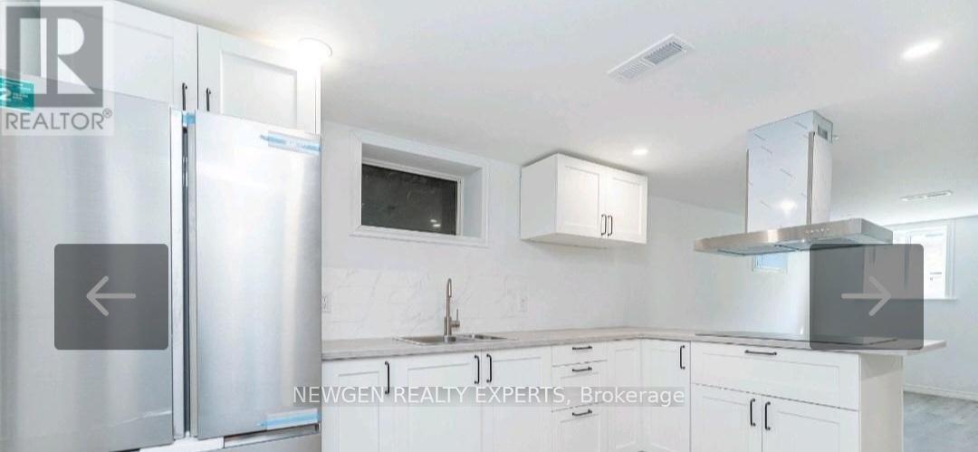 Photo du bâtiment - 6549 Riall St