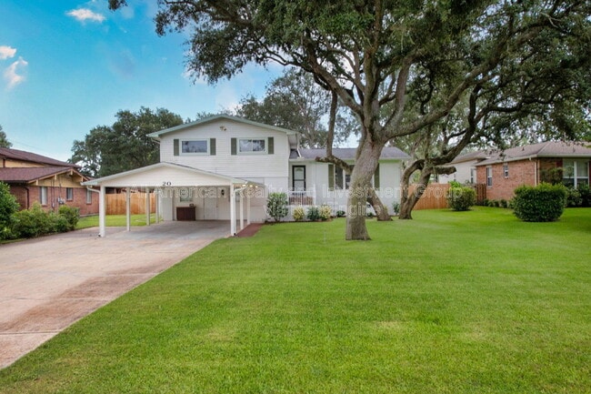 Foto del edificio - 20 Dogwood Ln