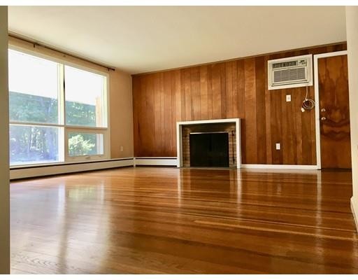 Building Photo - 18 Fairlawn Ln
