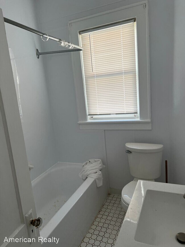 Foto del edificio - 3 br, 1 bath House - 439 CAROLINA AVE