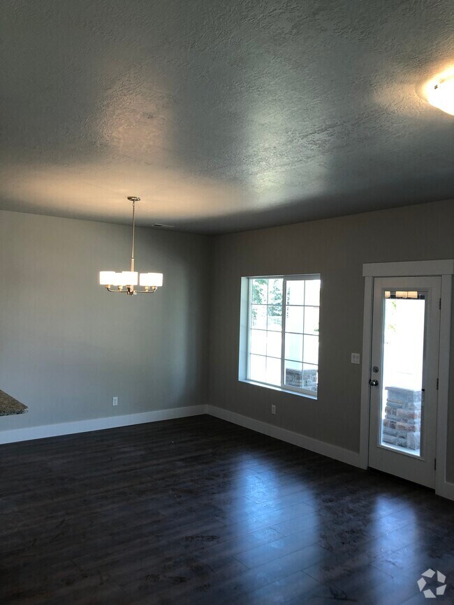 Aspen Heights Apartments under 2,500 Layton, UT 3 Rentals