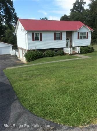 Primary Photo - 221 Peters Rd