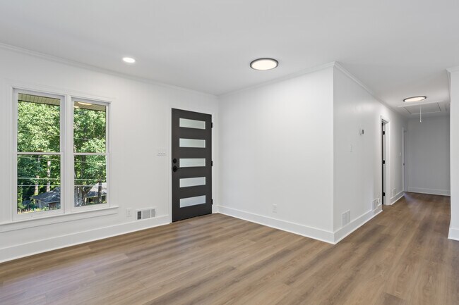 Building Photo - 2743 Stonesmith Ct