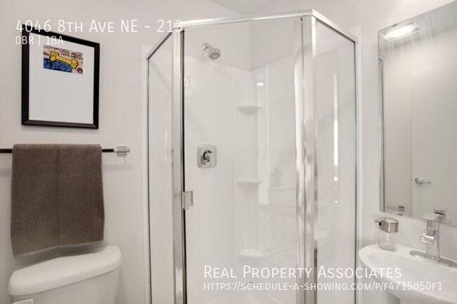 Foto del edificio - 4046 8th Ave NE