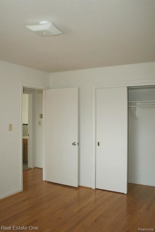 Building Photo - 3287 Albert Ave