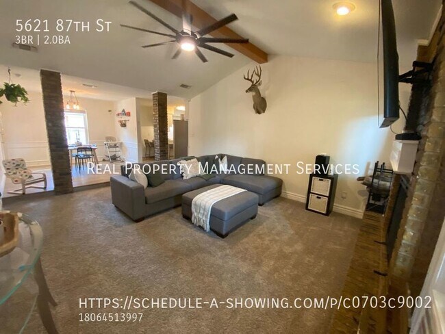 Building Photo - Great 3 Bedroom, 2 Bath Home In South Lubbock
