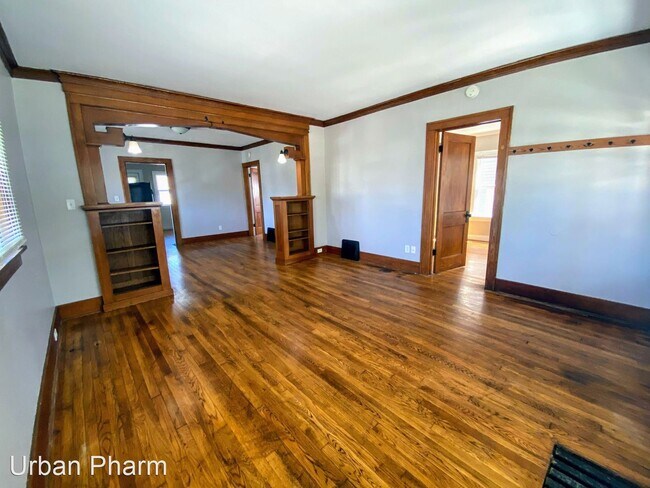 Foto del edificio - 670 Lincoln Ave NW