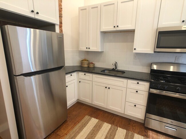 Kitchen - 2510 N 5th St