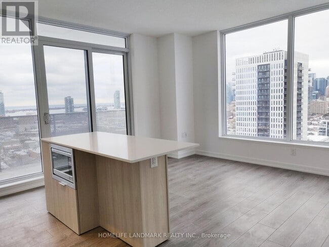 Photo du bâtiment - 20 Tubman Ave