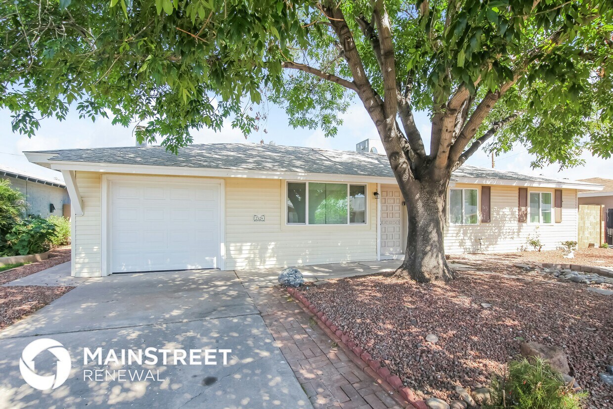 Foto principal - 2528 W Bloomfield Rd