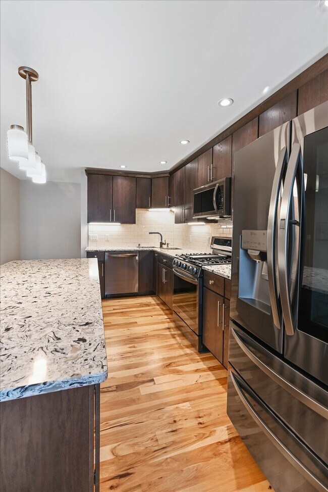 Foto del edificio - 401 Ridgewood Ave