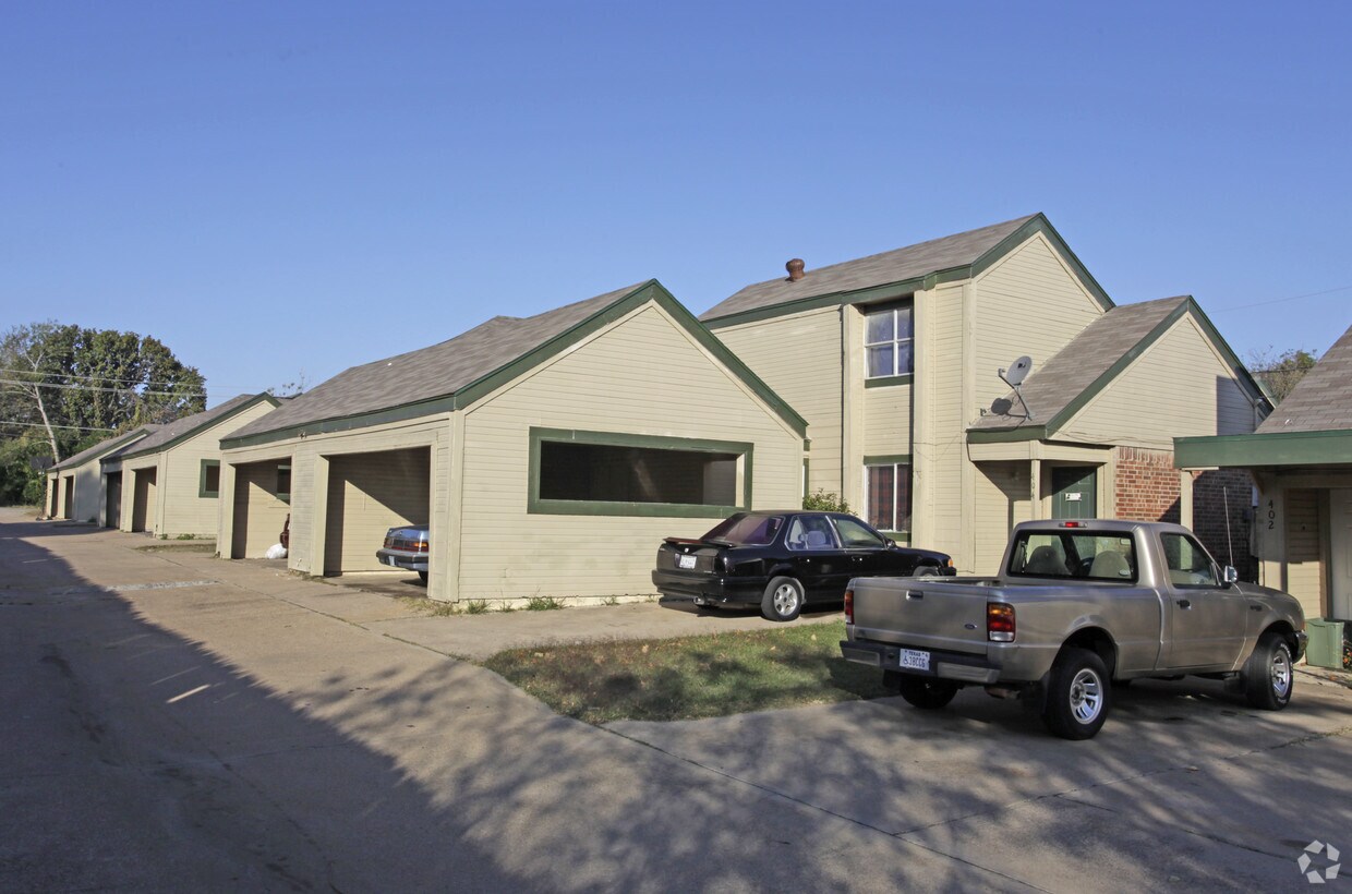 Primary Photo - North Bend Townhomes