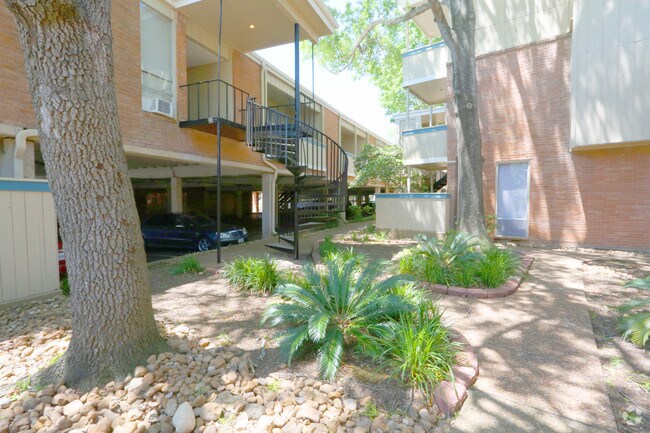 Bay House Apartments Houston Tx Apartments Com