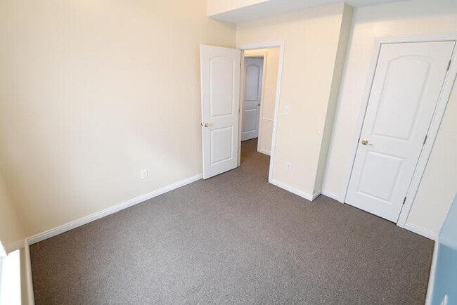 Foto del edificio - 4298 Eclipse Way