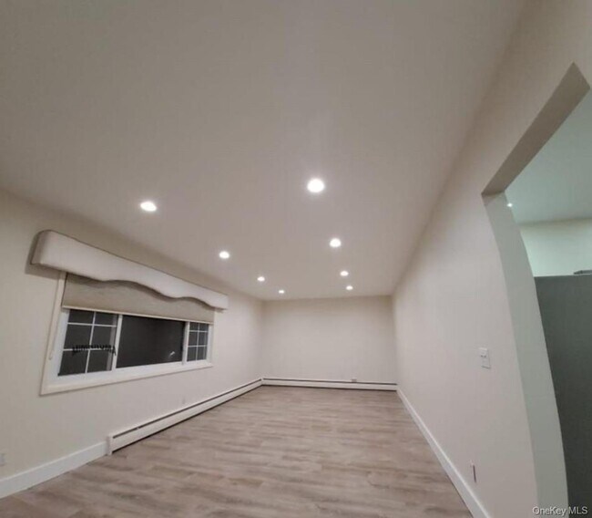 Foto del edificio - 30 Amherst Rd