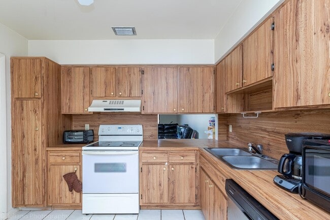 Photo - 6989 NW 29th Ln House