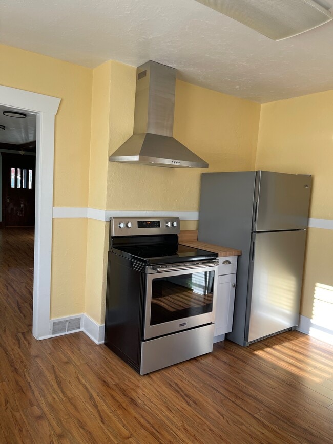 Foto del edificio - 640 S 4th Ave