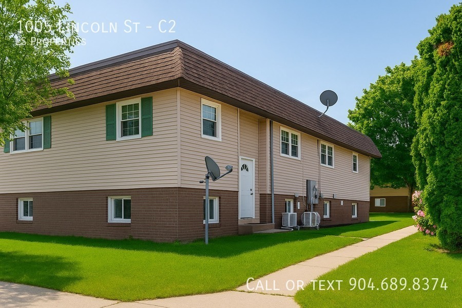 Primary Photo - 1005 Lincoln St-C2