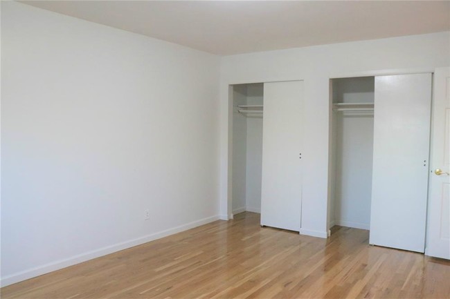 Building Photo - 117 Leverett Ave