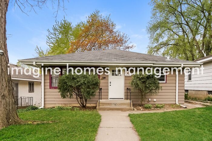 Foto principal - 3052 Oregon Ave S