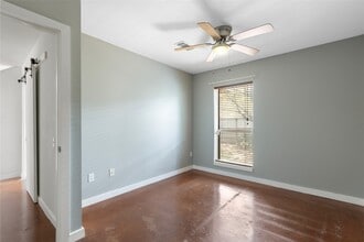 Building Photo - 6935 Yellowstone Way Dr