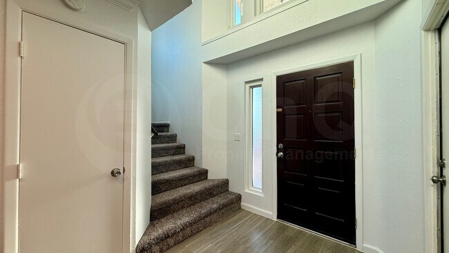 Foto del edificio - 1506 N Central Dr