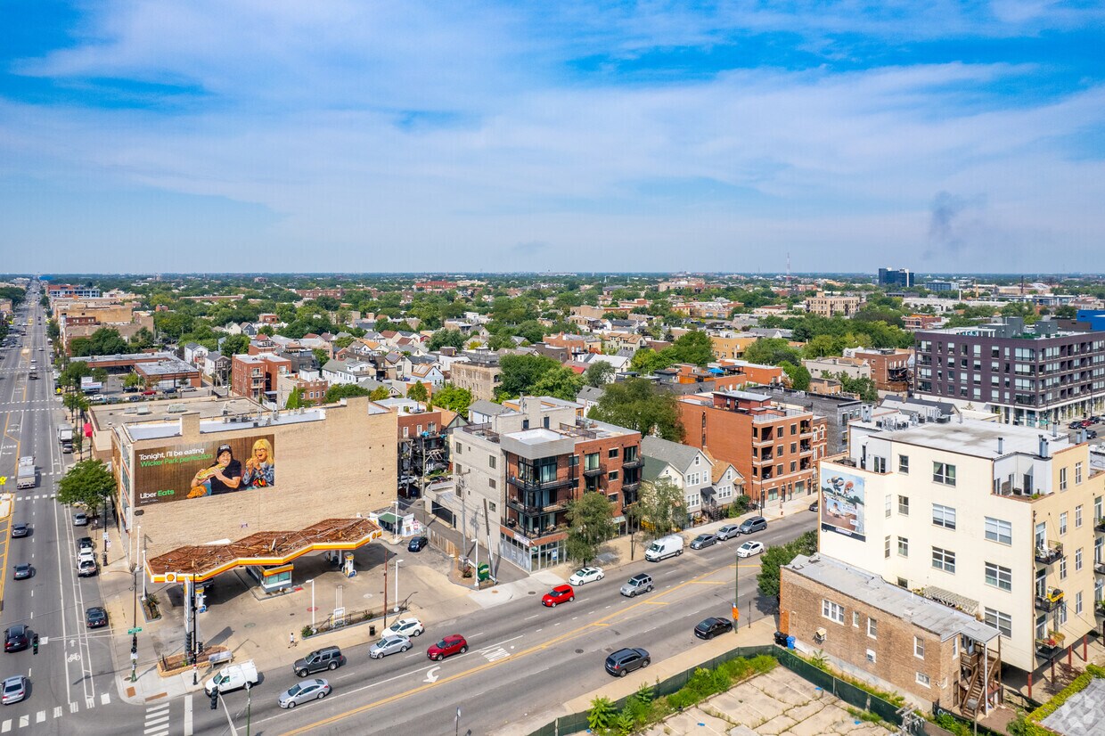 Aerial Photo - 1616 N Western Ave